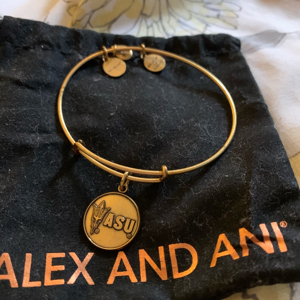 Asu Bangle